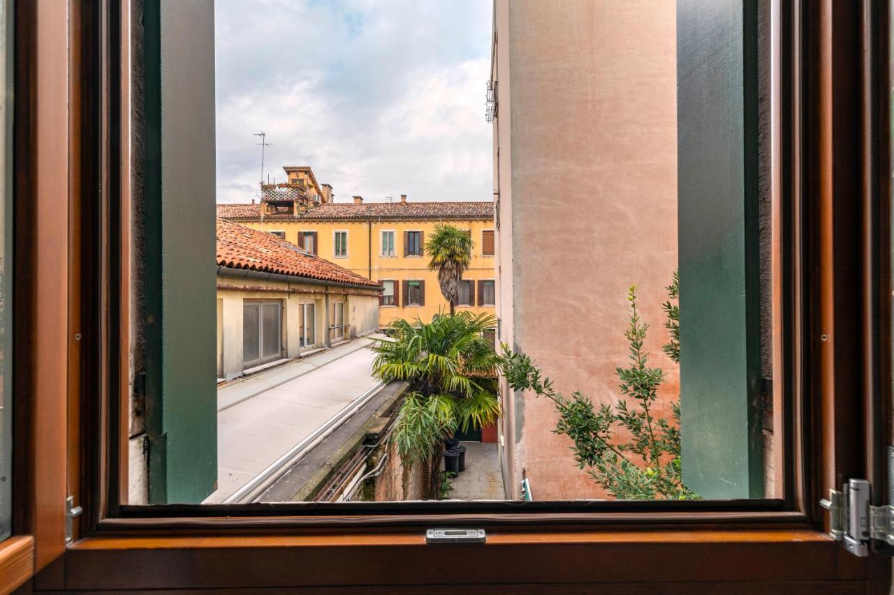 Guglie Design Apartments Venesia Bagian luar foto